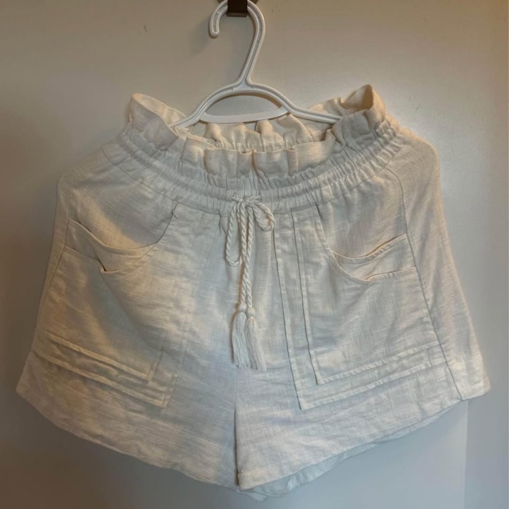 Linen women's shorts